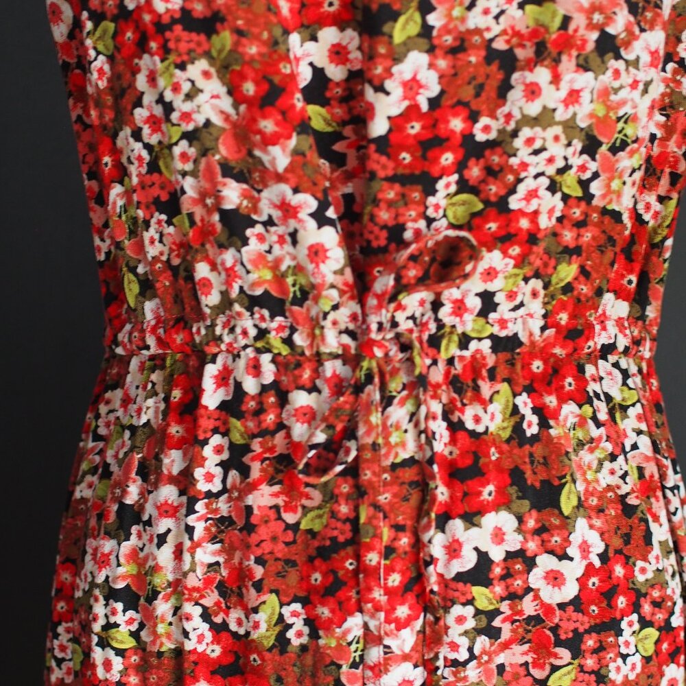 Vero Moda | Long Sleeveless Floral Dress - Picture 4 of 8